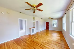 29 Houston St, Mobile, AL 36606 - Photo 16
