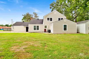 200 W 13th St, Bay Minette, AL 36507 - Photo 8