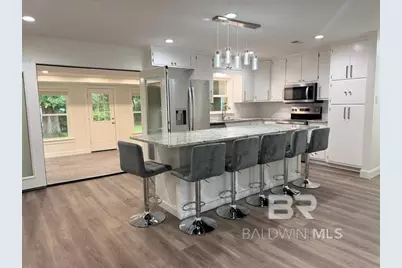 661 Ynestra Drive, Mobile, AL 36609 - Photo 2