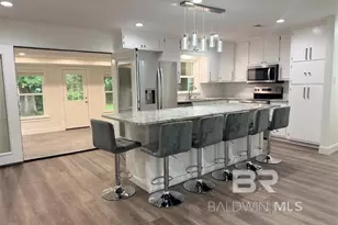 661 Ynestra Dr, Mobile, AL 36609 - Photo 2