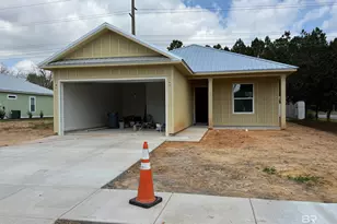 8001 Carmel Cir, Foley, AL 36535 - Photo 1