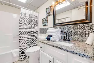 1051 W Beach Blvd, Gulf Shores, AL 36542 - Photo 14