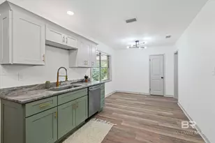 2687 Lynndell Dr, Mobile, AL 36695 - Photo 8