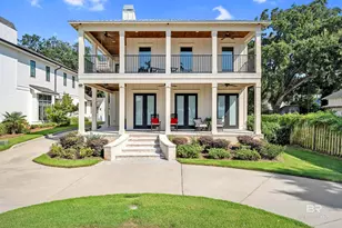 403 S Mobile St, Fairhope, AL 36532 - Photo 1