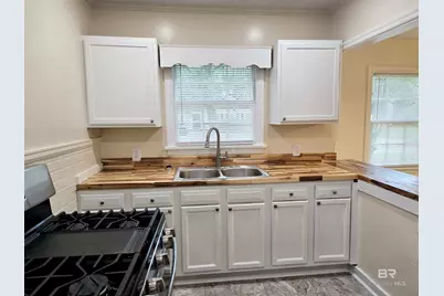 2713 Briley Street, Mobile, AL 36606 - Photo 8