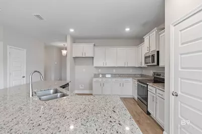 23118 Lieutenant Avenue, Foley, AL 36535 - Photo 8