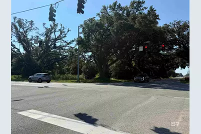 919 Hickory Street, Foley, AL 36535 - Photo 8