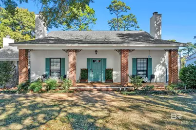 409 Santa Rosa Avenue, Daphne, AL 36526 - Photo 1