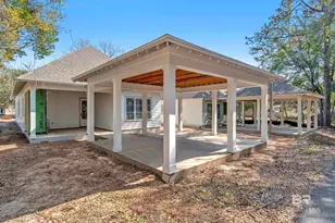 410 Azalea St, Fairhope, AL 36532 - Photo 4