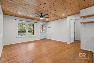 556 Middle St, Fairhope, AL 36532 - Photo 2