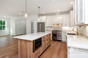 312 Beall Ln, Daphne, AL 36526 - Photo 4