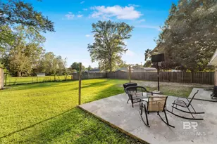 18952 E Silverhill Ave, Robertsdale, AL 36567 - Photo 6