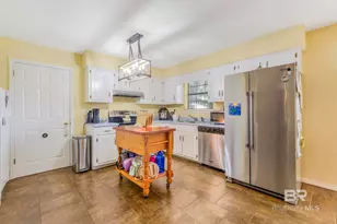 18952 E Silverhill Ave, Robertsdale, AL 36567 - Photo 12