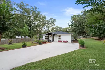 403 Church Avenue, Daphne, AL 36526 - Photo 2