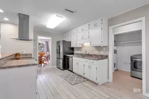 1413 Pineridge Dr, Gulf Shores, AL 36542 - Photo 4