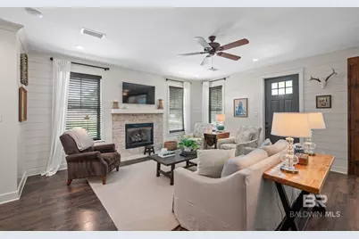 601 Magnolia Circle, Gulf Shores, AL 36542 - Photo 2