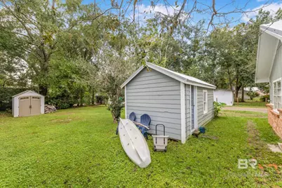 405 N Pine Street, Foley, AL 36535 - Photo 10
