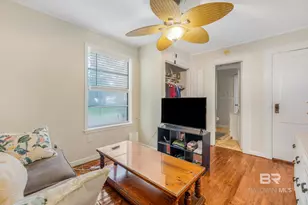 405 N Pine St, Foley, AL 36535 - Photo 28