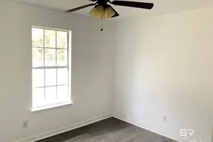 305 W Peachtree Ave, Foley, AL 36535 - Photo 12