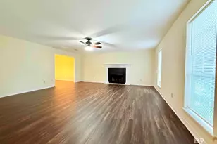 233 Ridgewood Dr, Daphne, AL 36526 - Photo 4