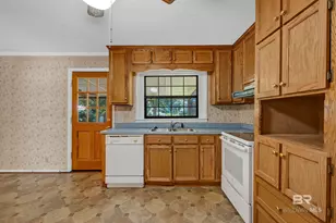 610 Johnson Ave, Fairhope, AL 36532 - Photo 6