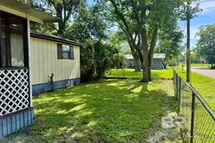 24715 Olive St, Elberta, AL 36530 - Photo 2