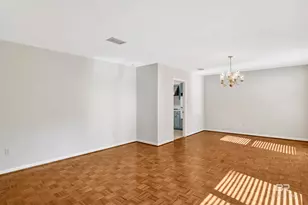 5758 Fairwood Dr, Mobile, AL 36609 - Photo 4