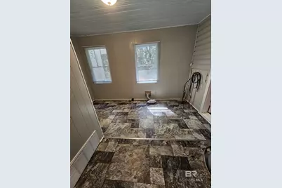 1701 Crestwood Drive, Mobile, AL 36618 - Photo 6