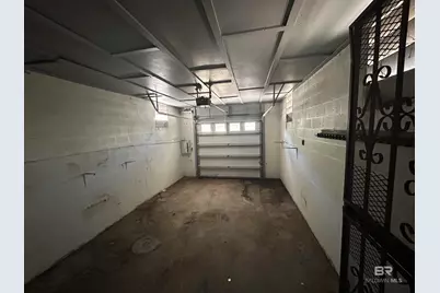 401 W Highland Avenue, Mobile, AL 36610 - Photo 12