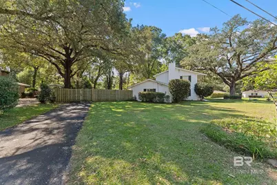 951 W Highpoint Drive, Mobile, AL 36693 - Photo 4