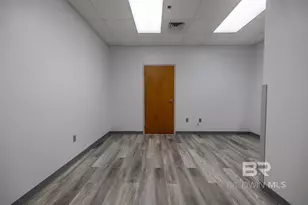 101 Villa Dr, Daphne, AL 36526 - Photo 2