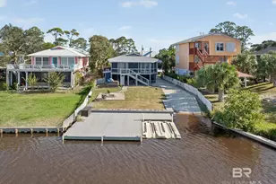 140 W 8th Ave, Gulf Shores, AL 36542 - Photo 2