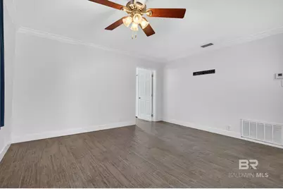 140 W 8th Avenue, Gulf Shores, AL 36542 - Photo 14