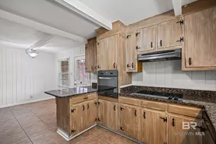 2758 Brookwood Dr, Mobile, AL 36606 - Photo 8