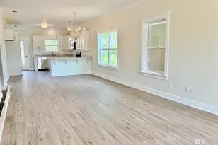 2298 Snowden Pl, Mobile, AL 36609 - Photo 2