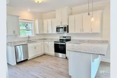 2298 Snowden Place, Mobile, AL 36609 - Photo 4