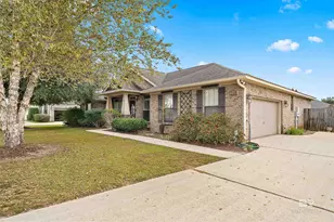 1058 Tampa Ave, Foley, AL 36535 - Photo 4