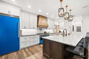 703 Jordan Ln, Daphne, AL 36526 - Photo 10