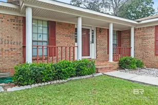 111 Fernwood Cir, Daphne, AL 36526 - Photo 2