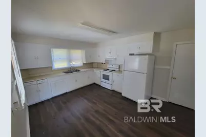 1404 Stevens Lane, Mobile, AL 36618 - Photo 2