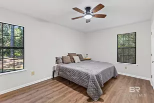 11 Woods Ave, Fairhope, AL 36532 - Photo 20