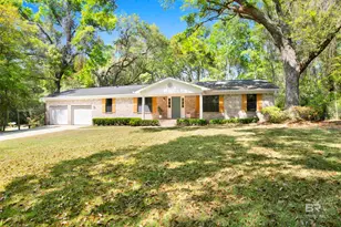 11 Woods Ave, Fairhope, AL 36532 - Photo 4
