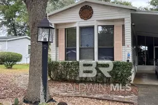 1558 Valencia Dr, Lillian, AL 36549 - Photo 2