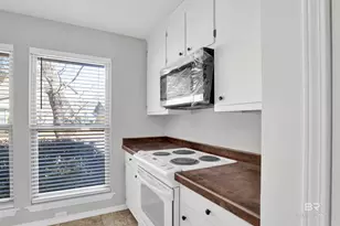 389 Clubhouse Dr, Gulf Shores, AL 36542 - Photo 4