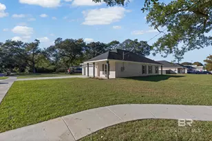 4052 W Hillcrest Ln, Mobile, AL 36693 - Photo 4