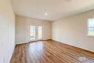 18151 Kent Cir, Foley, AL 36535 - Photo 12