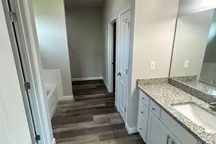 8736 Lockridge Rd, Foley, AL 36535 - Photo 4