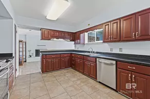 3913 Pembrocke Ave, Mobile, AL 36608 - Photo 10