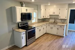 605 S White Ave, Bay Minette, AL 36507 - Photo 2