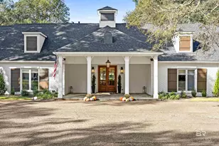 18247 Woodland Dr, Fairhope, AL 36532 - Photo 2